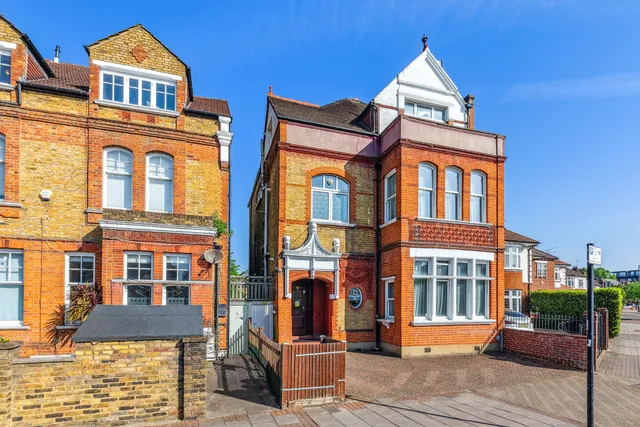 Nightingale Lane, London, SW12 8TD