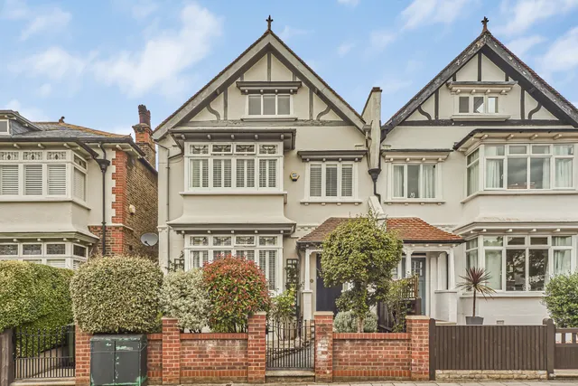 Hilldown Road, London, SW16 3DZ