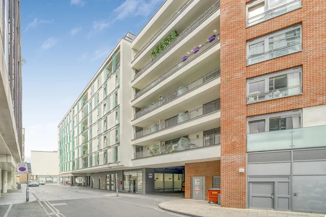 Hardwicks Square, London, SW18 4JY