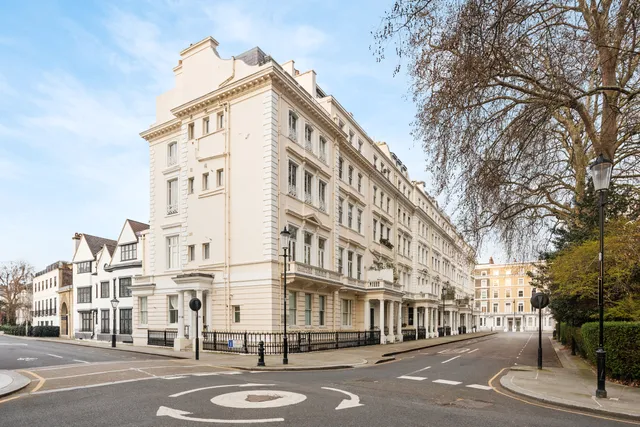 Cornwall Gardens, London, SW7 4AN