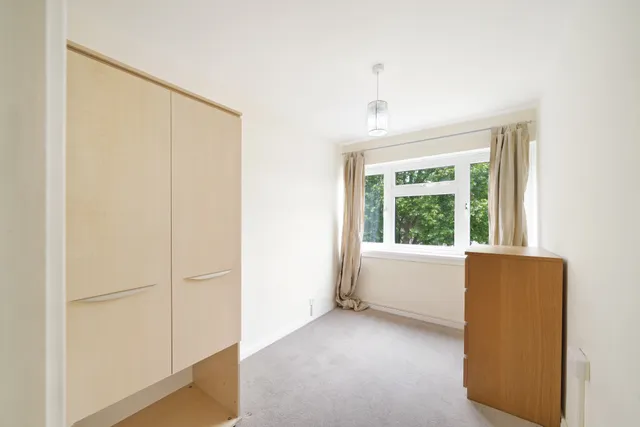 Mckiernan Court, Shuttleworth Road, London, SW11 3DY