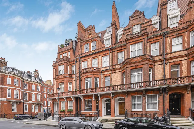 Draycott Place, London, SW3 2SA