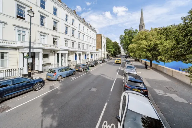 Lupus Street, London, SW1V 3DZ