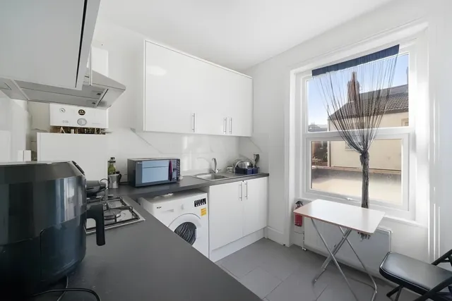 Munster Road, London, SW6 6BS