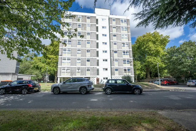 Askill Drive, London, SW15 2HX