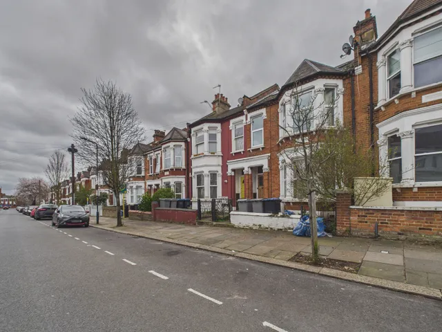 Leghorn Road, London, NW10 4PH