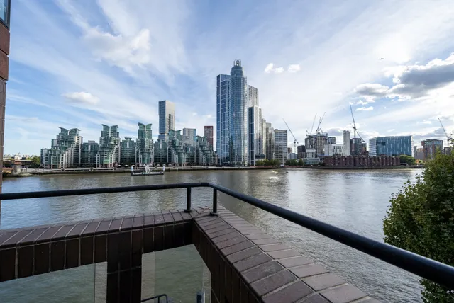 Crown Reach, Grosvenor Road, Pimlico, London, SW1V 3JU