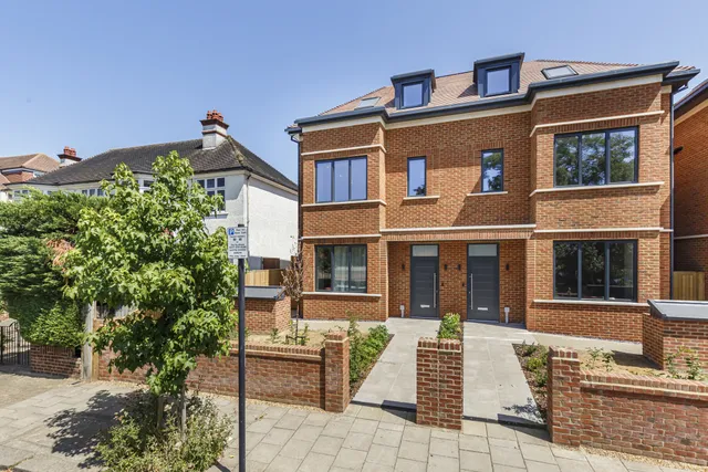 Abbotswood Road, London, SW16 1AJ