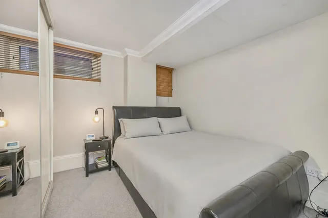 Bedford Hill, London, SW12 9HL
