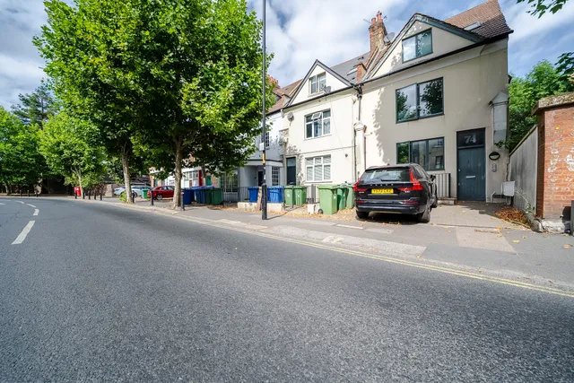 Flat D, East Dulwich Grove, London, SE22 8TW