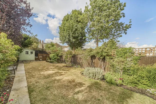 Hilldown Road, London, SW16 3DZ