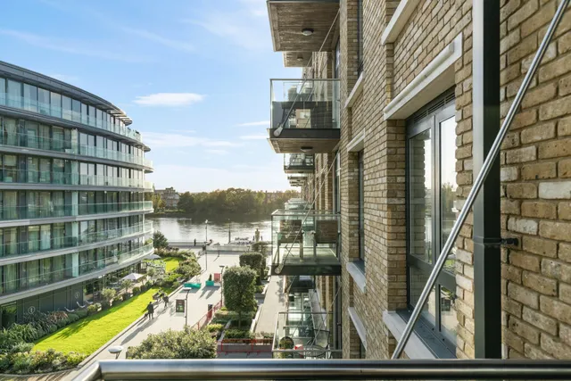Distillery Wharf, Regatta Lane, London, W6 9BF