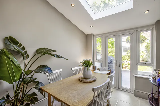 Arragon Gardens, London, SW16 5LX