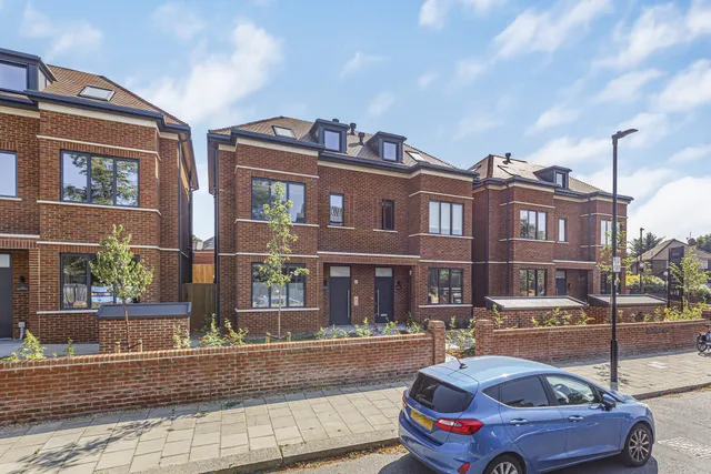 Abbotswood Road, London, SW16 1AJ