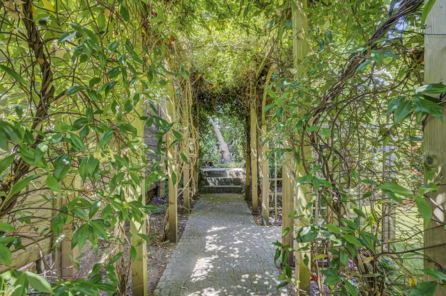Penywern Road, London, SW5 9SX