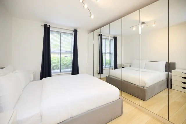 Mapeshill Place, Willesden Green, London, NW2 5LA