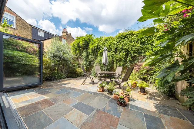 Felsham Road, London, SW15 1DP