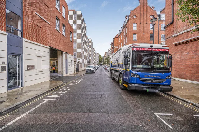 Parking Space 17, Ashburnham Mews, London, SW1P 4FH