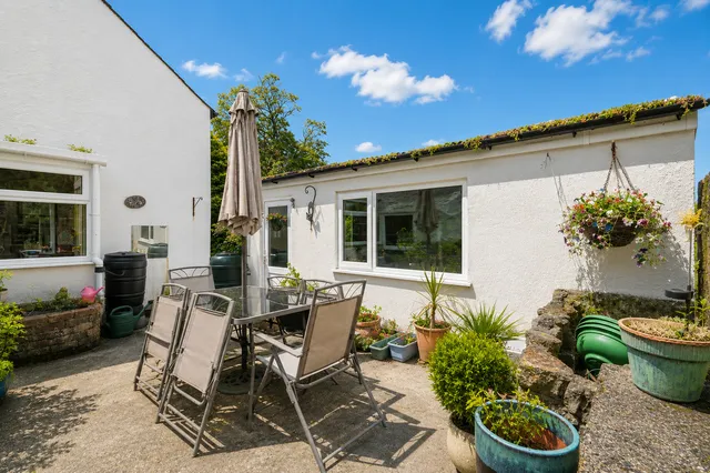 34 Holmbush Road, St. Austell PL25 3LQ