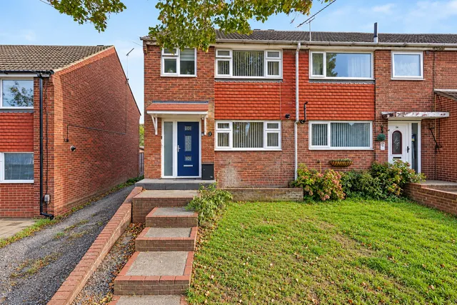 56 Watsons Hill, Sittingbourne ME10 2JR
