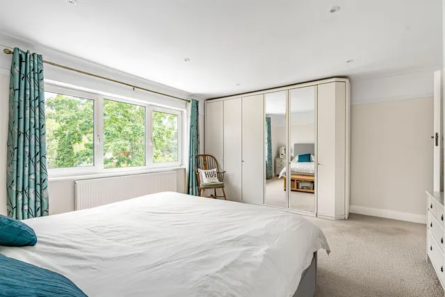 115 Coombe Road, New Malden KT3 4RE
