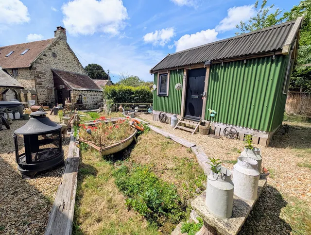 Old Stone Place, Farriers Way, Newport PO30 3JP
