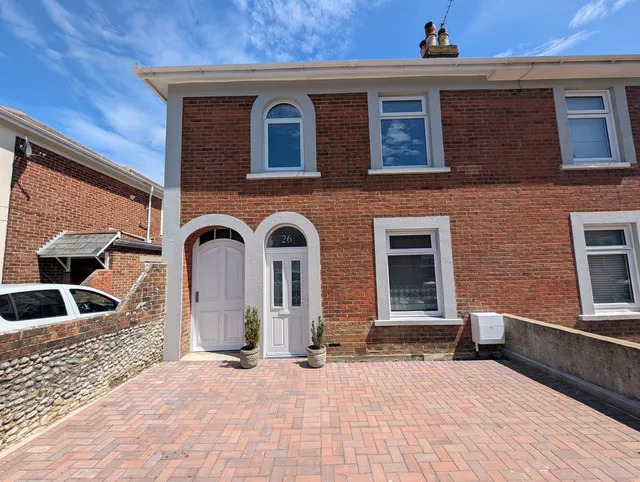 26 George Street, Sandown PO36 8JB