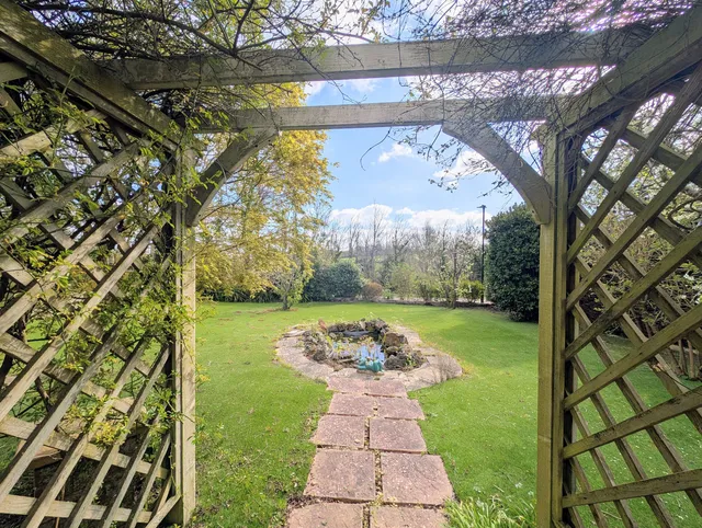 2 Hutchinson Drive, Ryde PO33 1QP