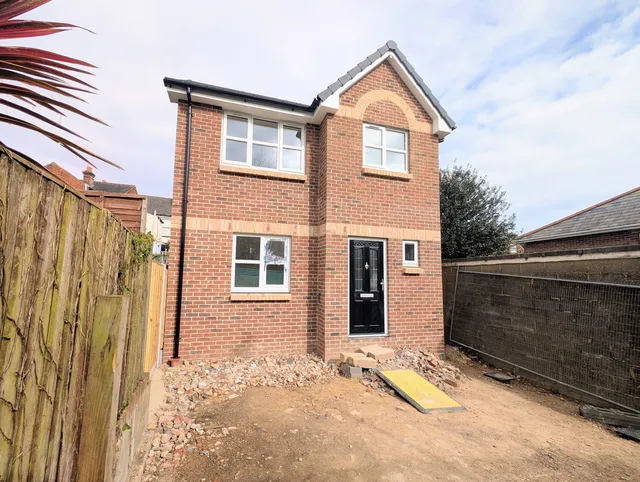 21 Moorgreen Road, Cowes PO31 7LJ
