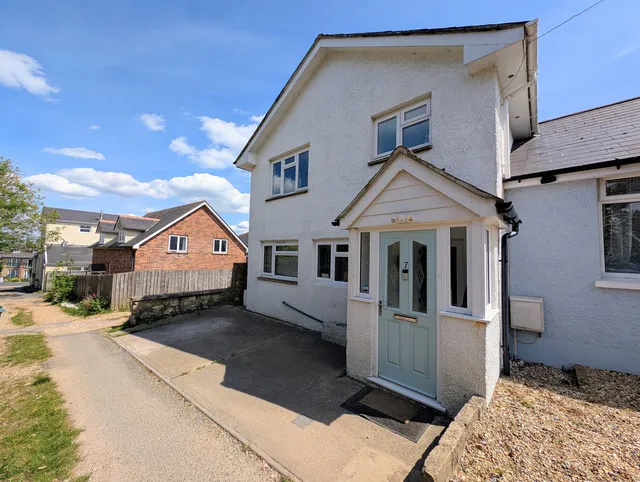 7 Laurel Estate, Cowes PO31 7HW