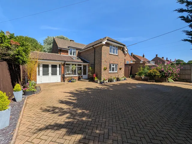 Ashbrook Blackwater, Isle of Wight PO30 3BJ