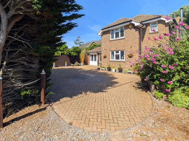 Ashbrook Blackwater, Isle of Wight PO30 3BJ