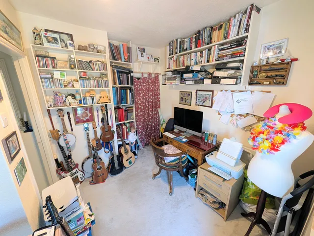 56 Victoria Road, Cowes PO31 7JJ