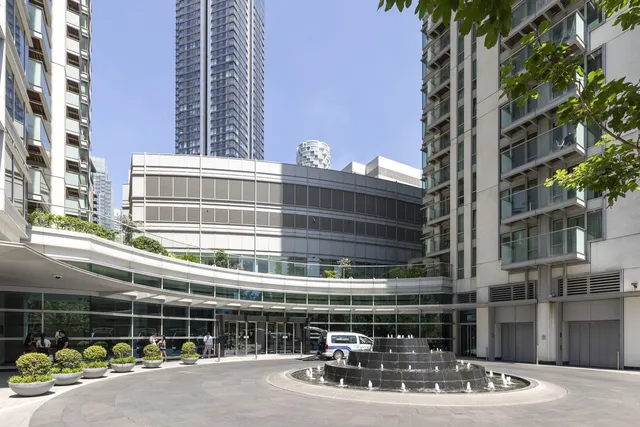 Flat 2510, 1 Pan Peninsula Square, London E14 9HJ