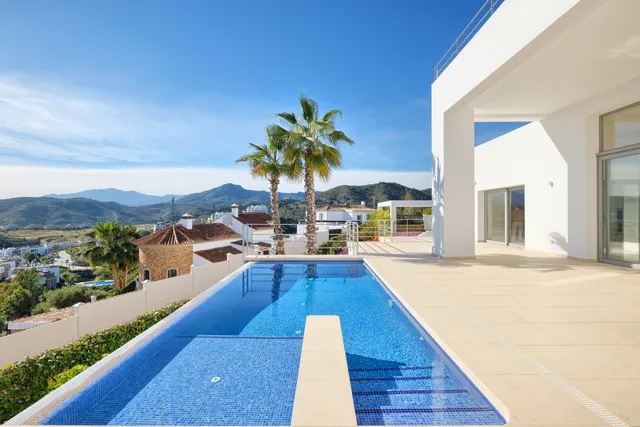 Puerto del Capitan, Benahavis, Malaga, Spain