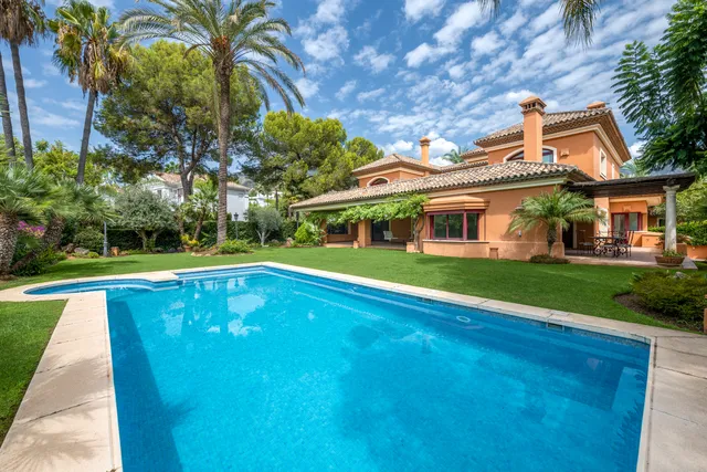 Altos Reales, Marbella Golden Mile, Malaga, Spain