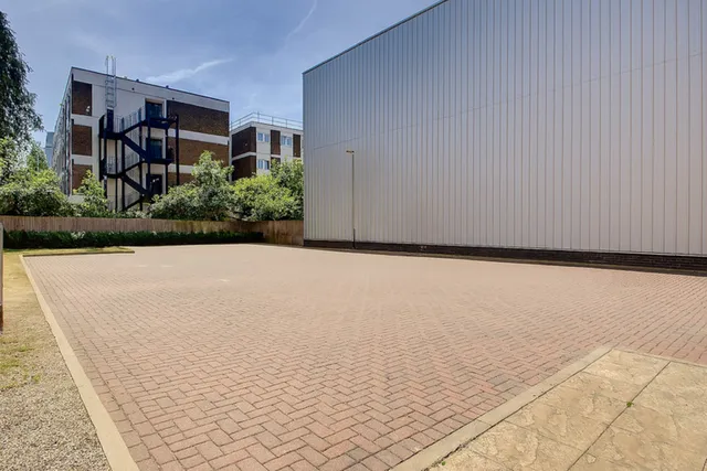 Flat 9, 19 Marquess Drive, Bletchley MK2 2FN