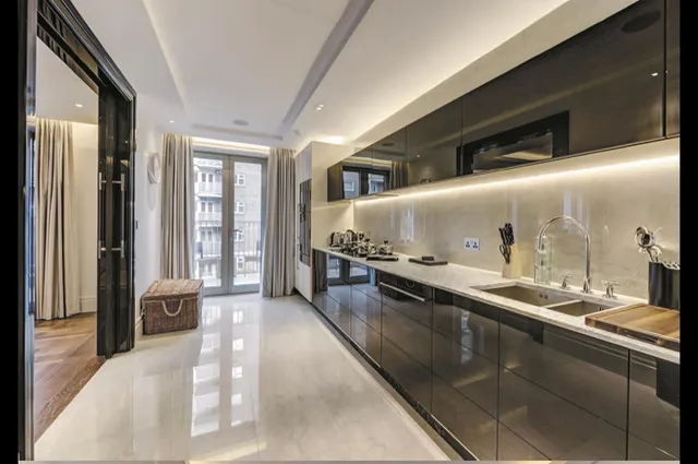 1 Ebury Square, Belgravia, London SW1W