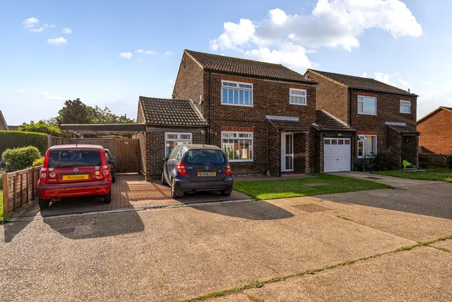 10 Sandy Close, Felixstowe IP11 0UJ