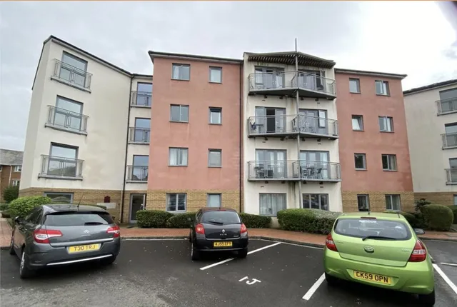 Apartment 17, Ty Capstan Rhodfa'r Gwagenni, Barry CF63 4AU