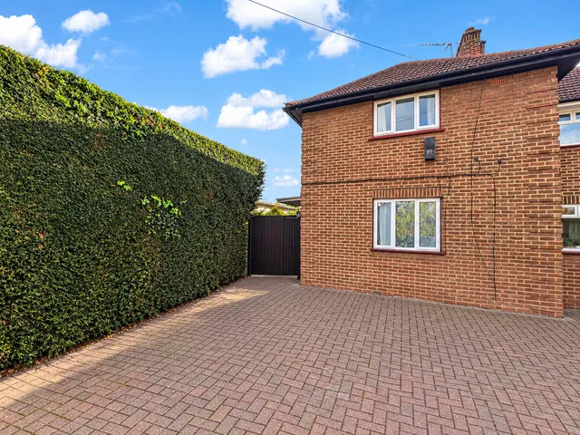 50 Lower Marsh Lane, Kingston Upon Thames KT1 3BJ