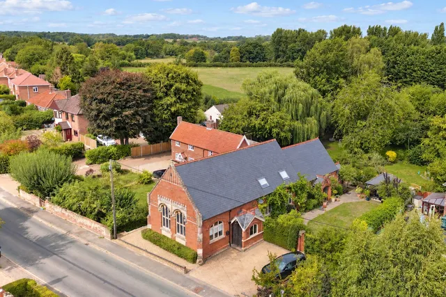 The Old Chapel Mill Road, Hempnall NR15 2LP