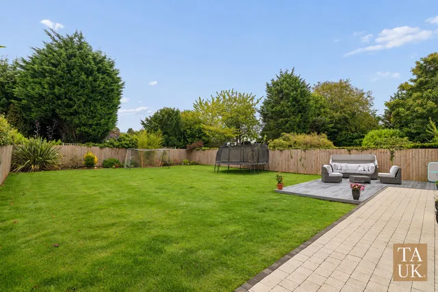 145a Moss Delph Lane, Aughton L39 5BH