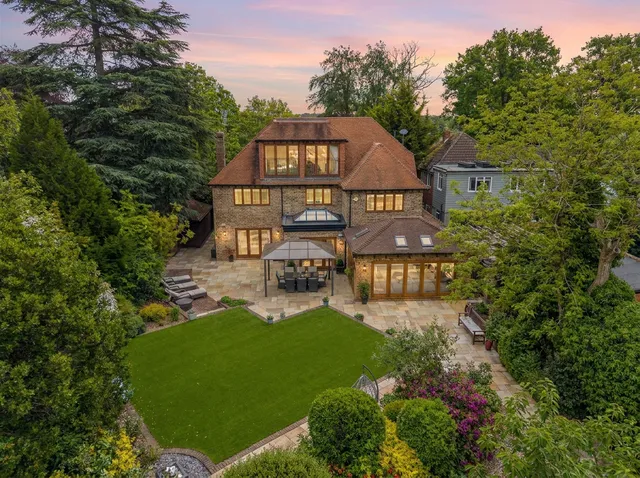 Tudor Lodge, 213a Finchampstead Road, Wokingham RG40 3HS