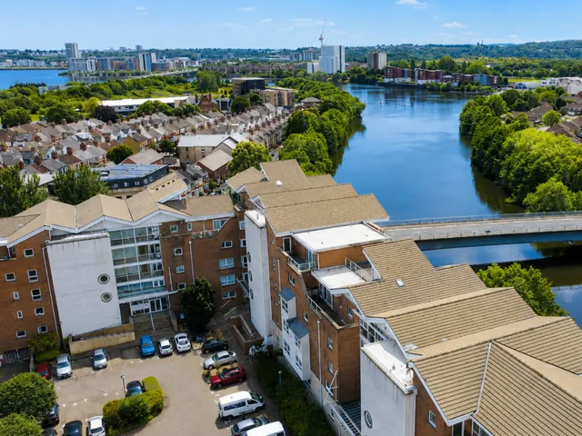 120 Judkin Court, Cardiff CF10 5AX