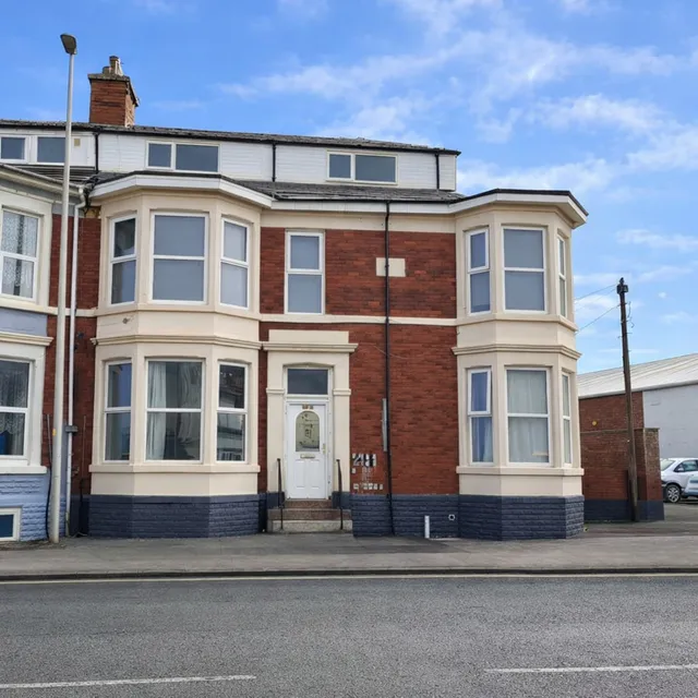 203 Dickson Road, Blackpool FY1 2HQ