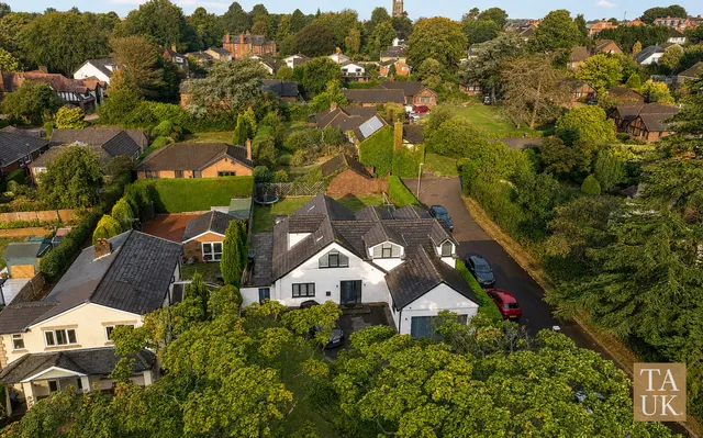 126 Prescot Road, Aughton L39 4SW