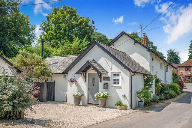 Alexander Cottage Kimpton, Andover SP11 8PG