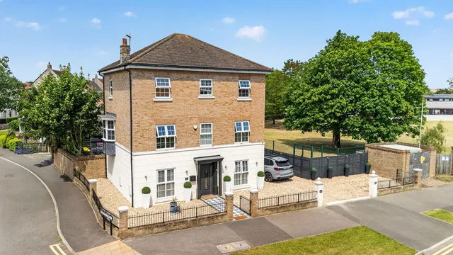 11 Warren Lane, Witham St Hughs, Lincoln LN6 9US