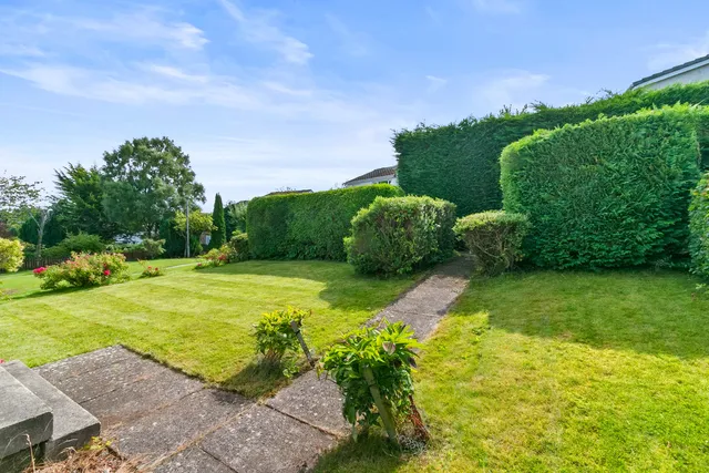 4 Wylie Avenue, Glasgow G77 6AX